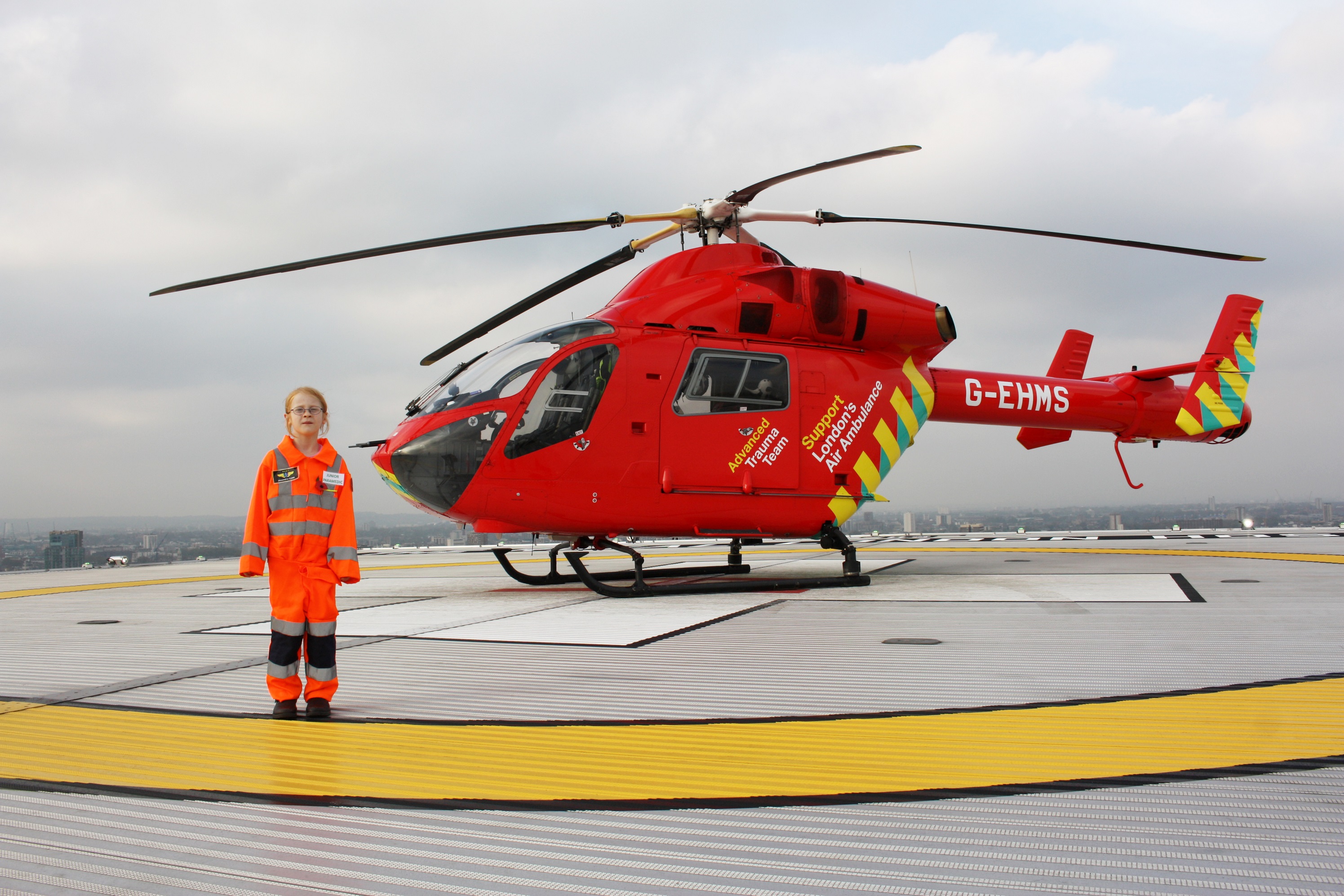 Junior paramedic meets London's Air Ambulance London’s Air Ambulance